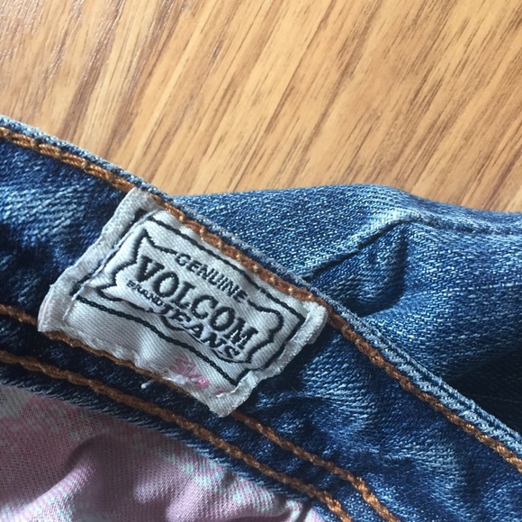 Volcom Blue Distressed Ripped Cropped Jeans Size 7 - Picture 5 of 10